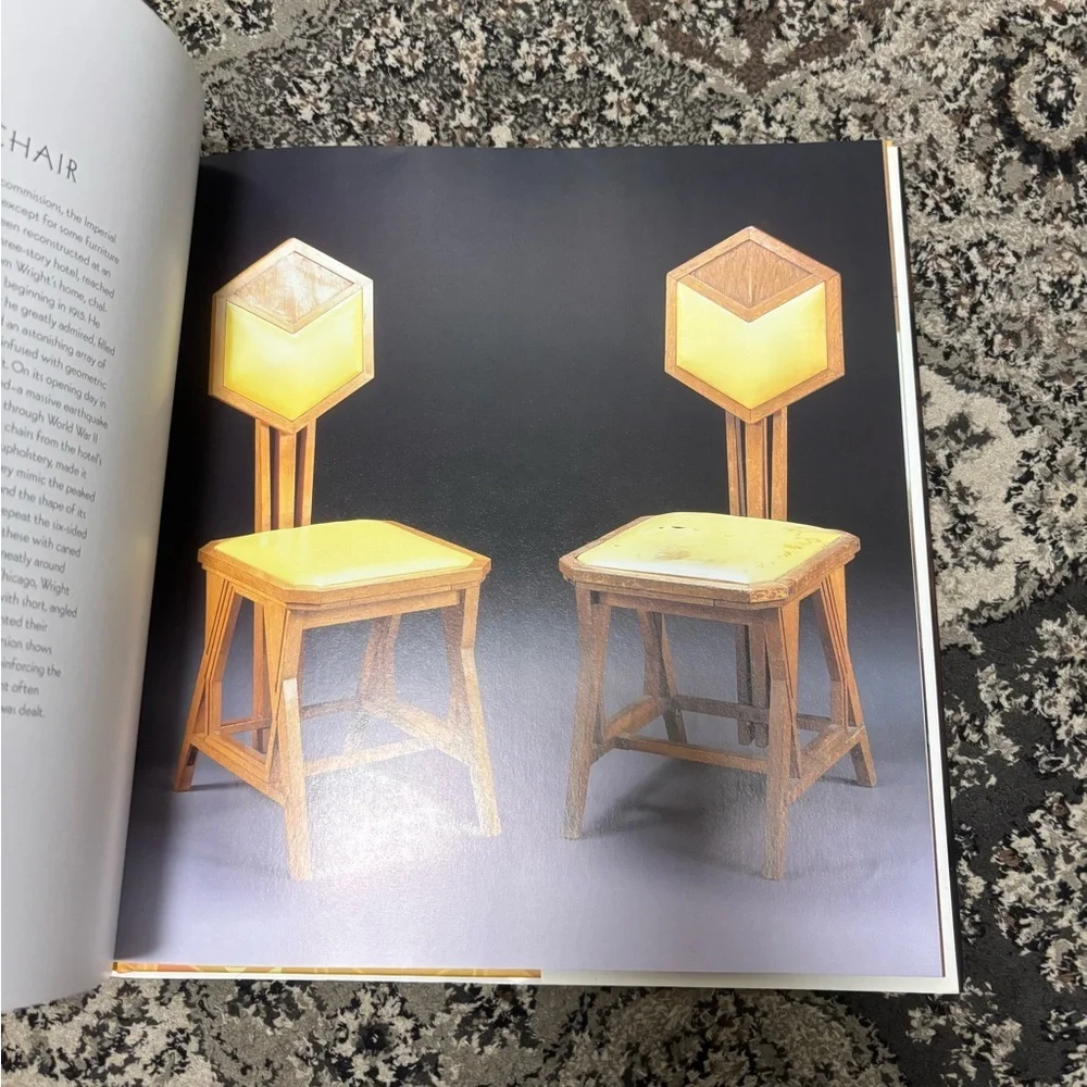 50 Favorite Furnishings by Frank Lloyd Wright Book - Picture 4 of 8